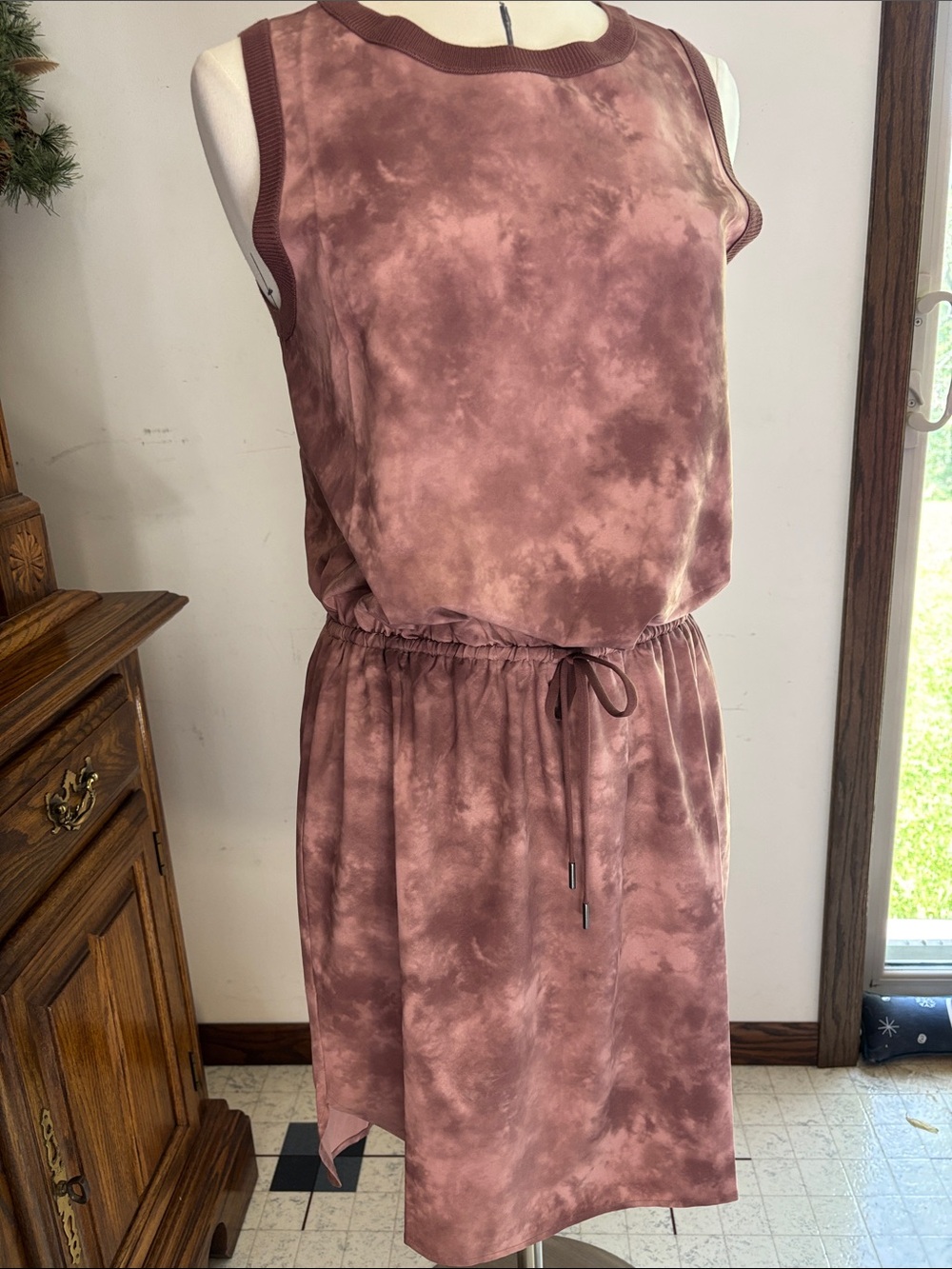 Athleta Rose Tie-Dye Sleeveless Drawstring Midi Dress